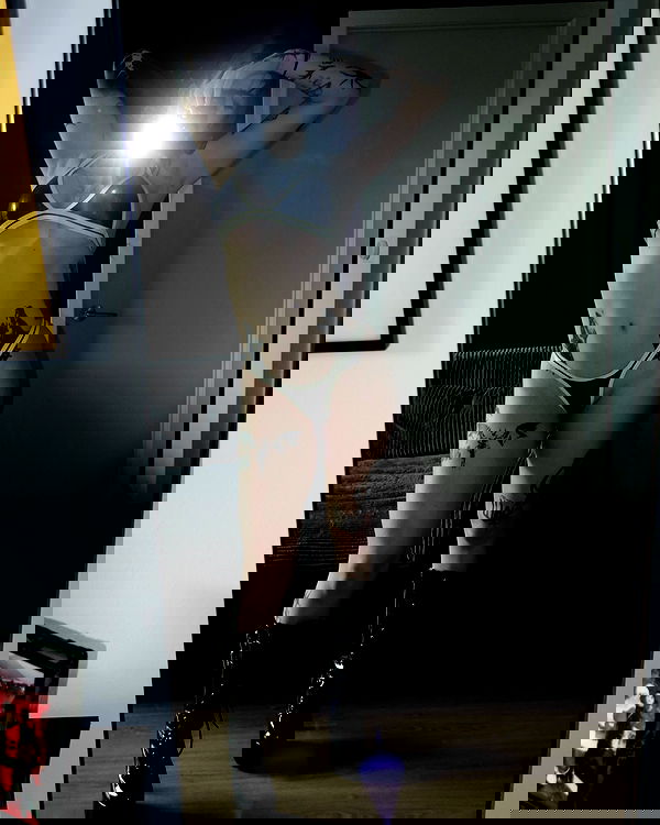 nikkibitez nikkibitez archive image