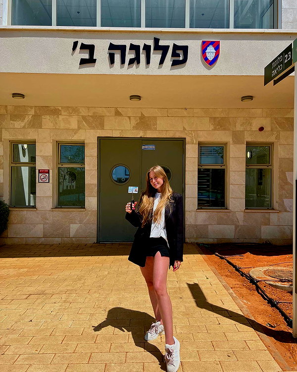 nikol.shishak instagram image archive image