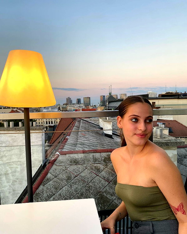 noa_freund instagram image archive image