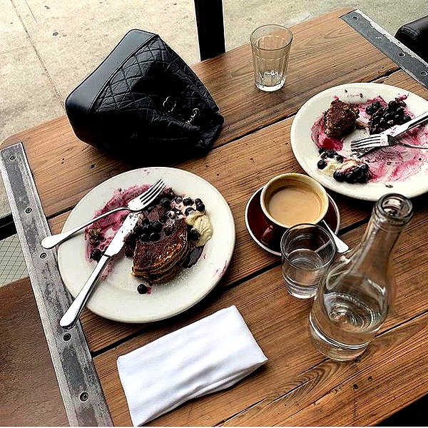 noa_mendel_ instagram image archive image