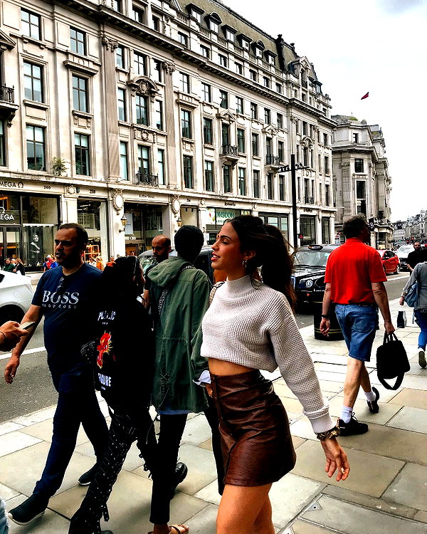 noa_mendel_ instagram image archive image