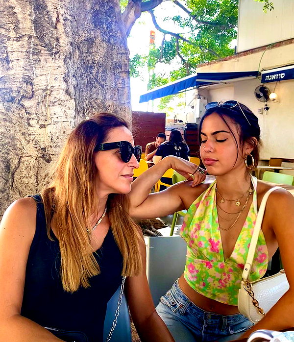 noa_mendel_ instagram image archive image