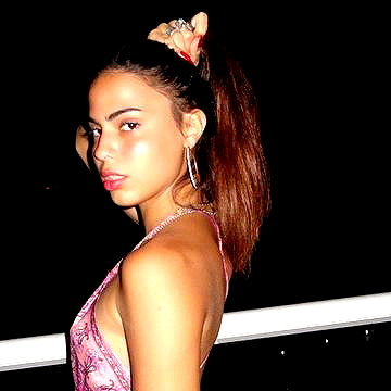noa_mendel_ instagram image archive image