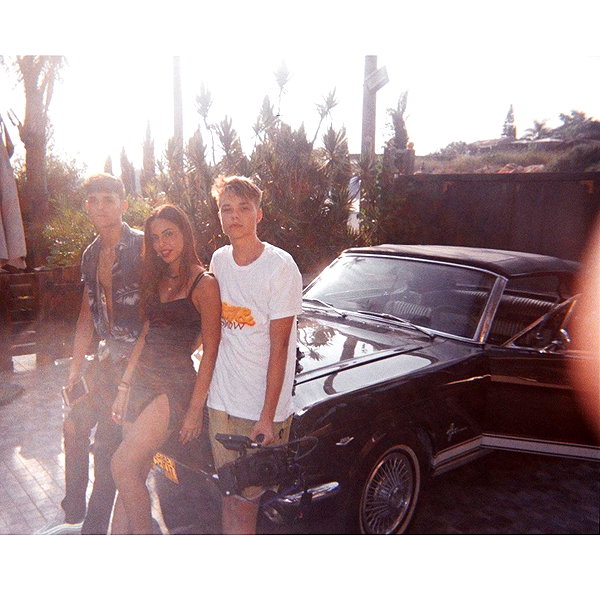 noa_mendel_ instagram image archive image