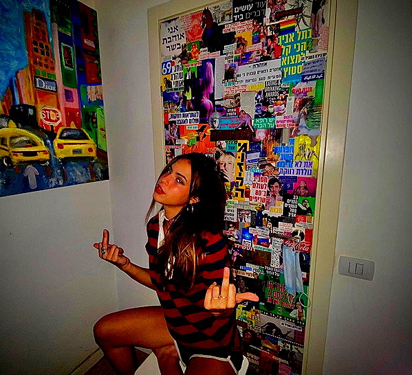 noa_mendel_ instagram image archive image
