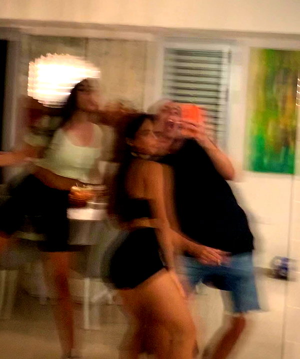 noa_mendel_ instagram image archive image