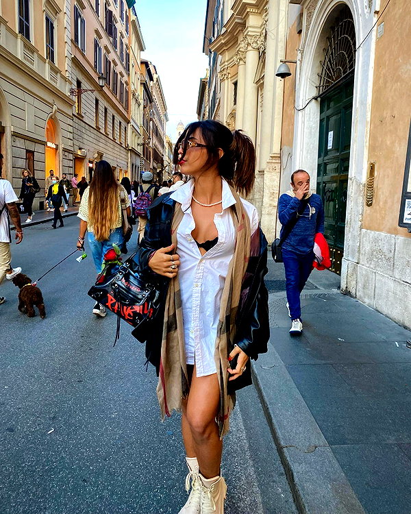 noa_mendel_ instagram image archive image