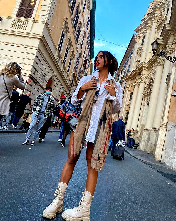 noa_mendel_ instagram image archive image