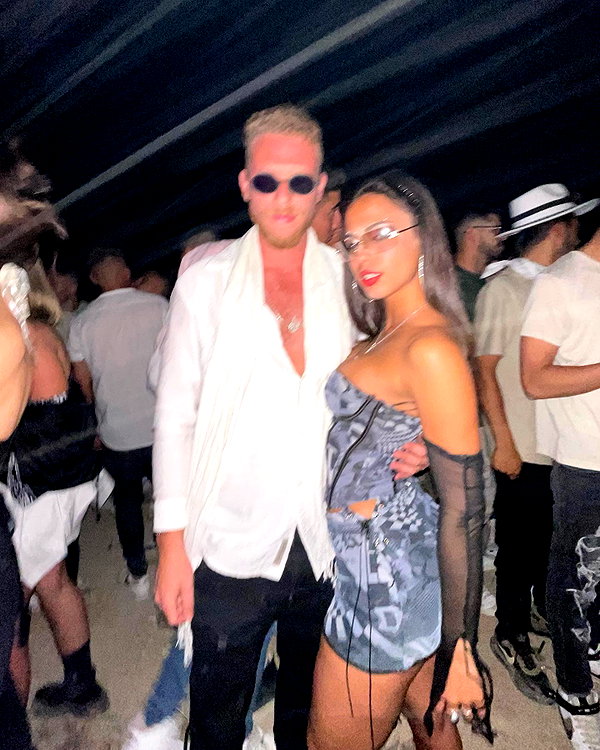 noa_mendel_ instagram image archive image