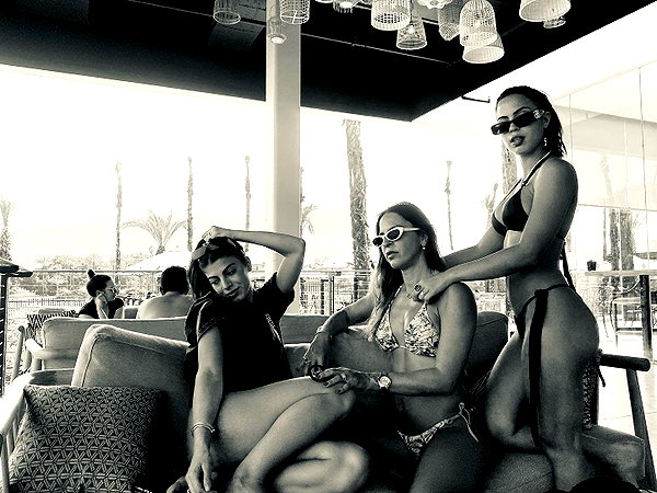 noa_mendel_ instagram image archive image