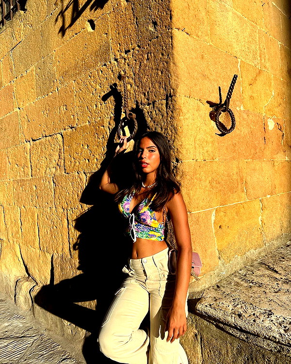 noa_mendel_ instagram image archive image