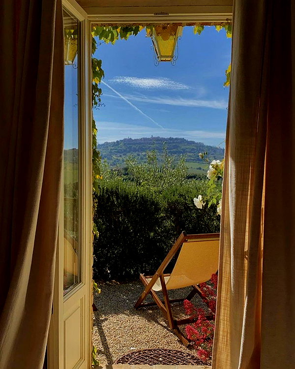noa_mendel_ instagram image archive image