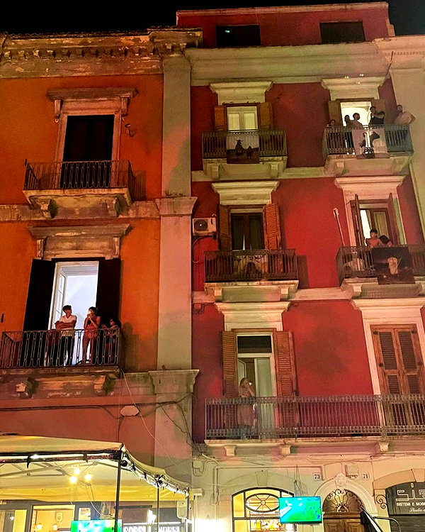noa_mendel_ instagram image archive image