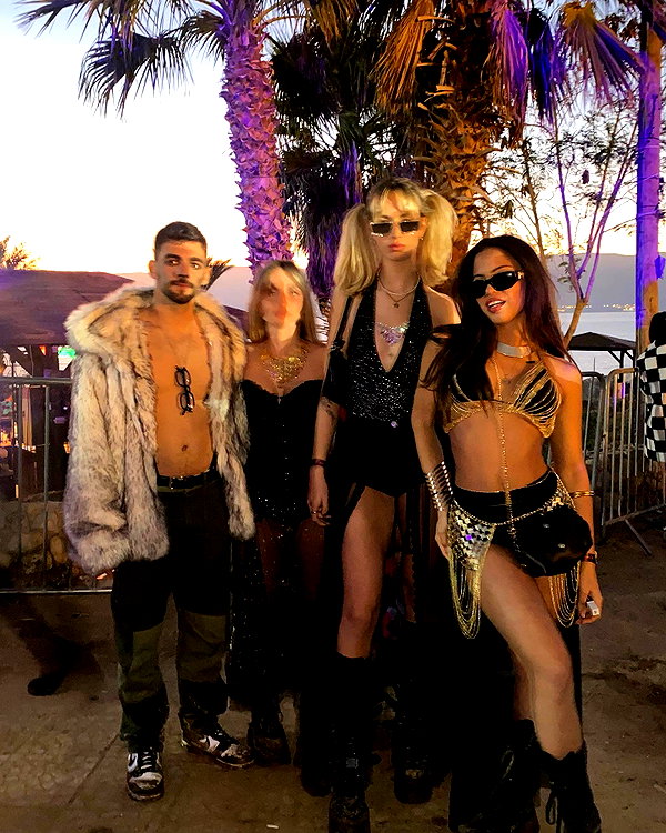 noa_mendel_ instagram image archive image