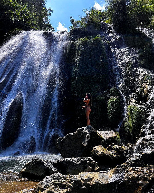 noa_mendel_ instagram image archive image
