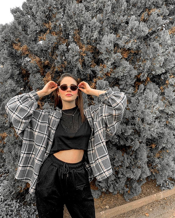 noam_shaham instagram image archive image