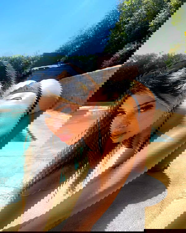 noeemiimii noeemiimii archive image