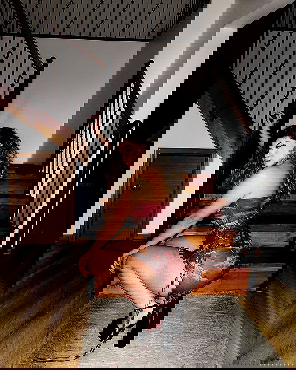 noeemiimii noeemiimii archive image