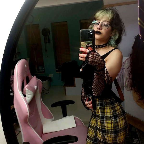 noiemacklin instagram image archive image