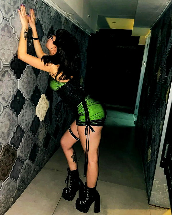 noiemacklin instagram image archive image