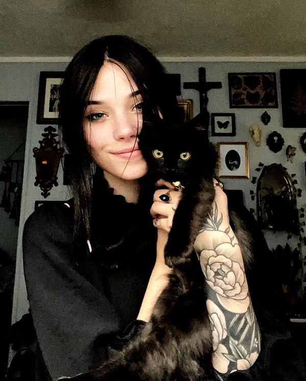 nonsalemwitch instagram image archive image