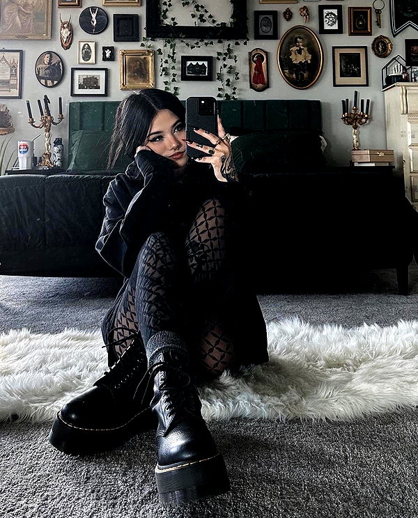 nonsalemwitch instagram image archive image