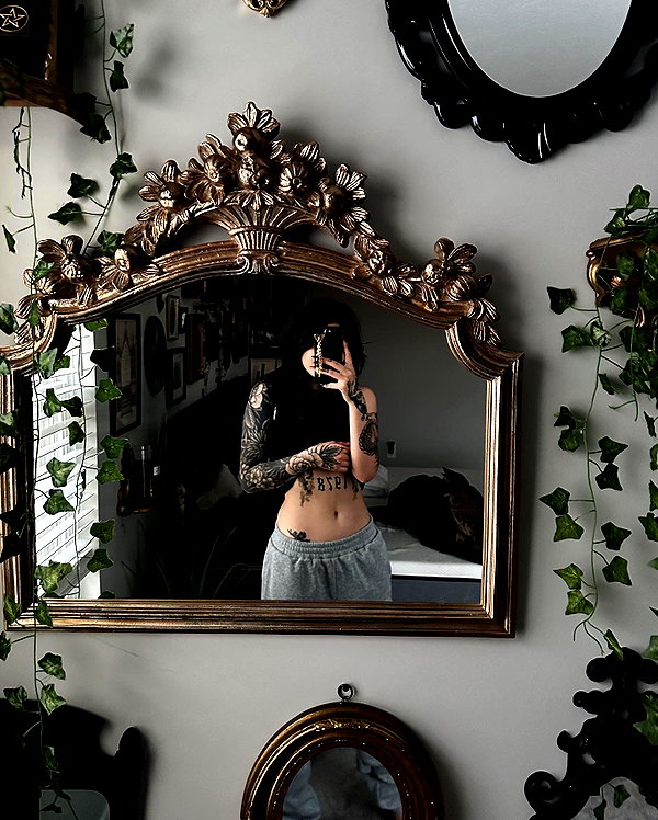 nonsalemwitch instagram image archive image