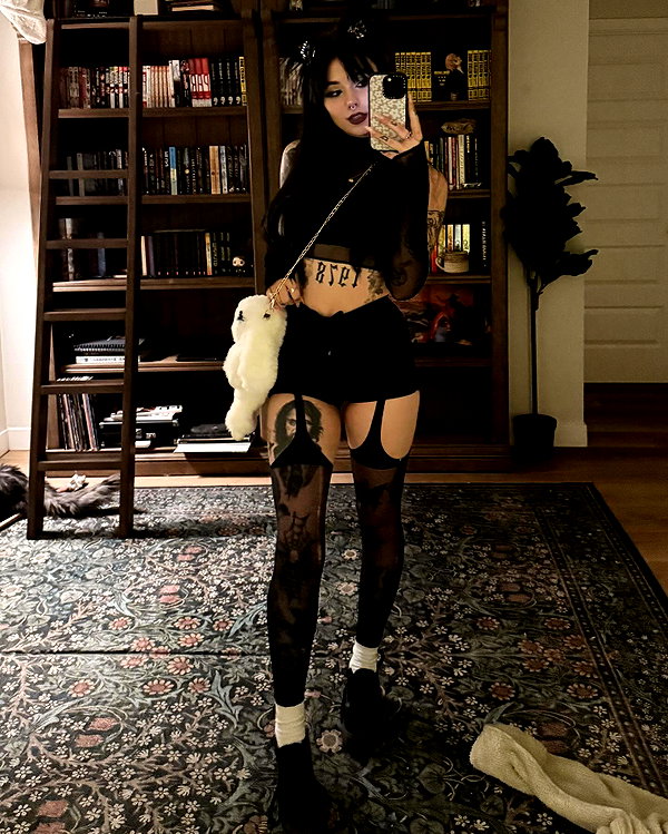 nonsalemwitch instagram image archive image