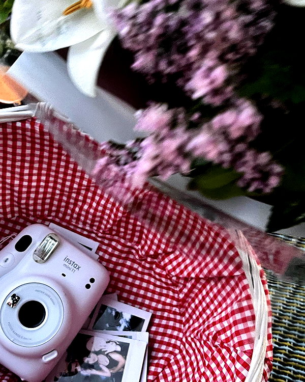 noy.razz instagram image archive image