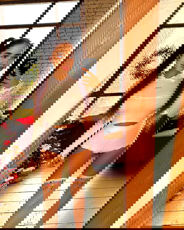 nyityam nyityam archive image