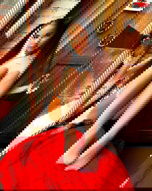 nyityam nyityam archive image