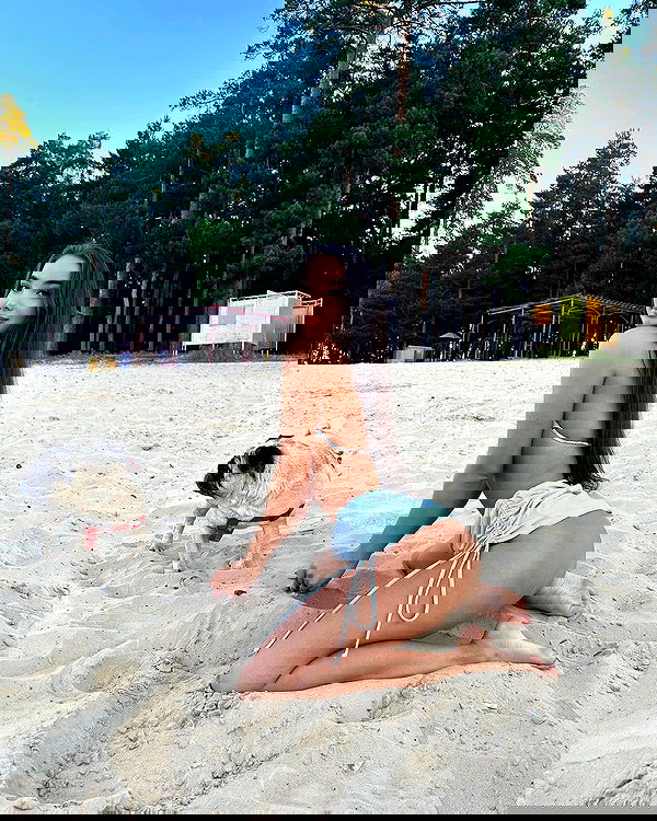 nyityam nyityam archive image