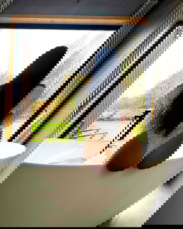 nyityam nyityam archive image