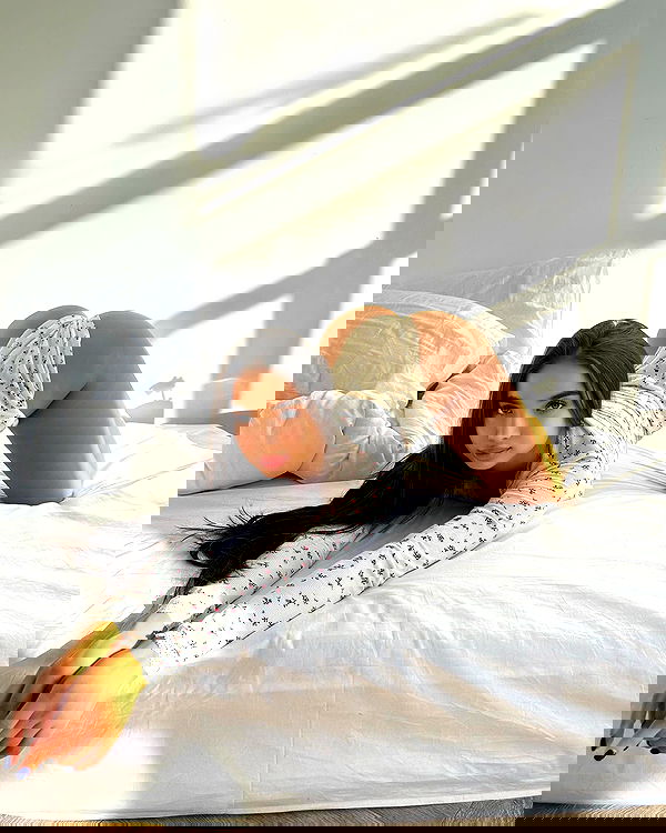 nyityam nyityam archive image