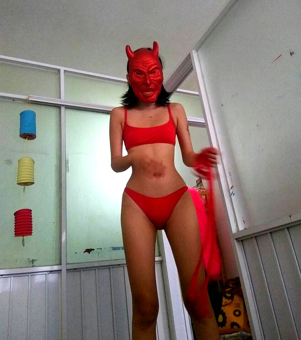 oanhdaqueen instagram image archive image