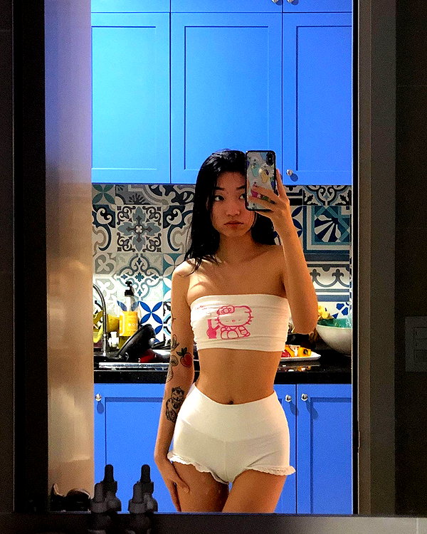 oanhdaqueen instagram image archive image