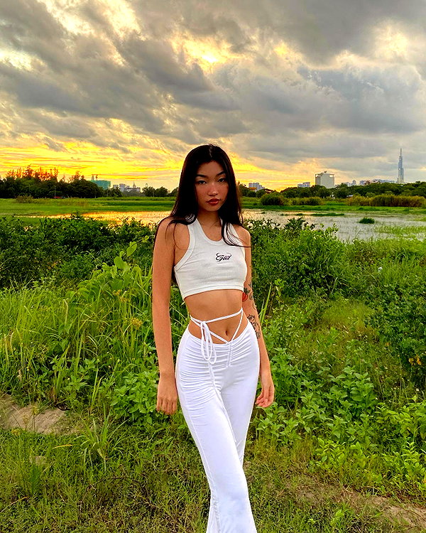 oanhdaqueen instagram image archive image