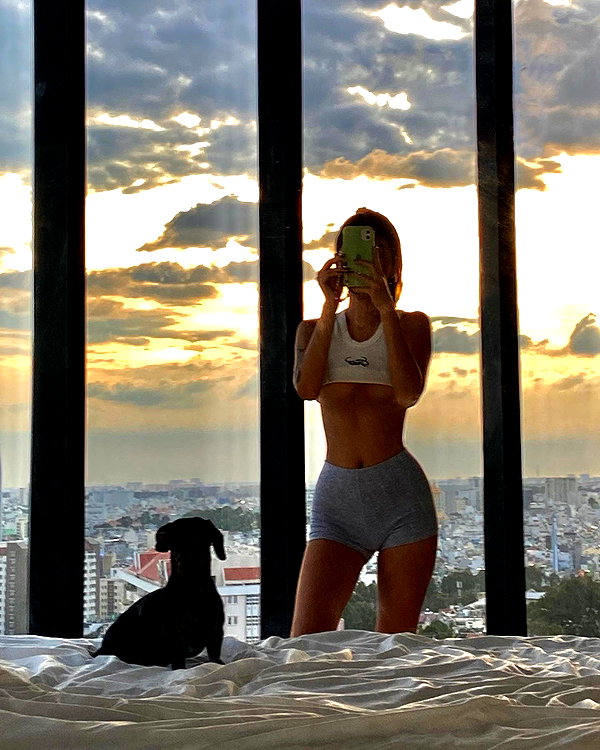 oanhdaqueen instagram image archive image