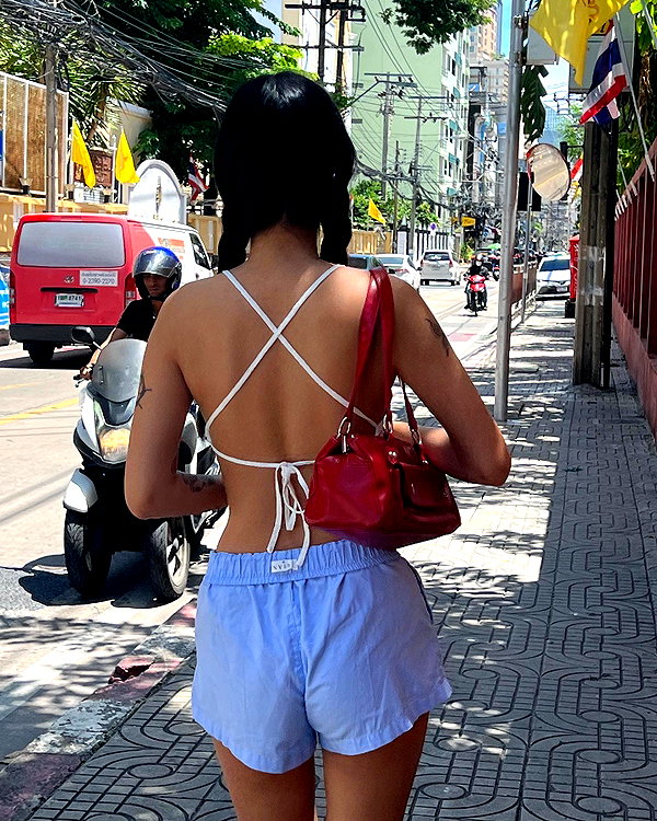 oanhdaqueen instagram image archive image