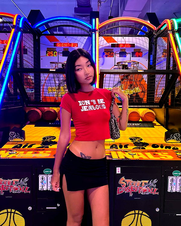 oanhdaqueen instagram image archive image