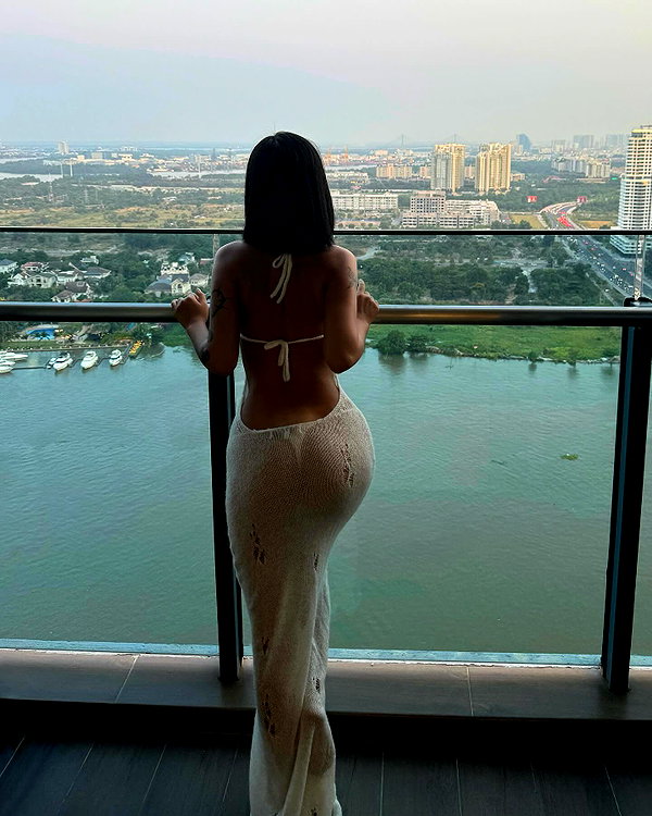 oanhdaqueen instagram image archive image