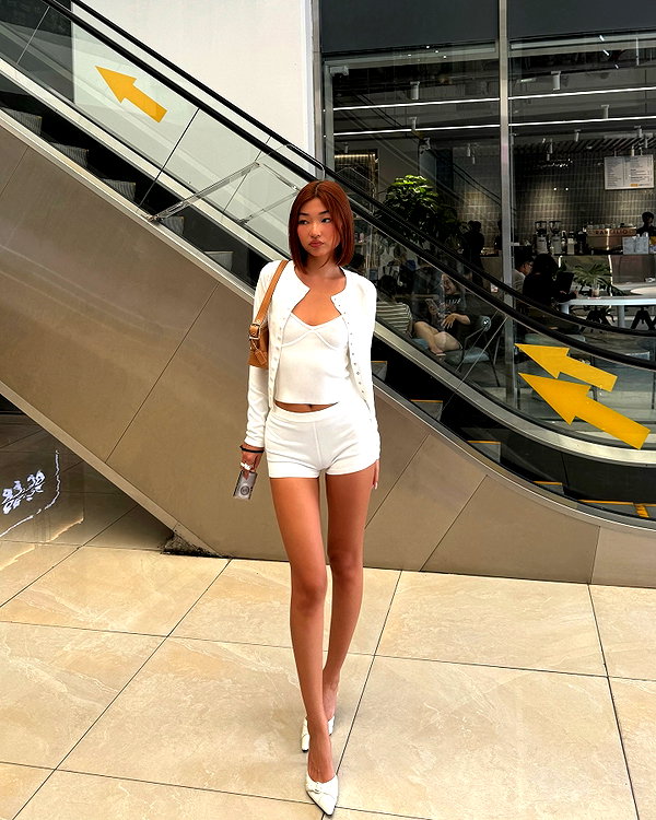 oanhdaqueen instagram image archive image