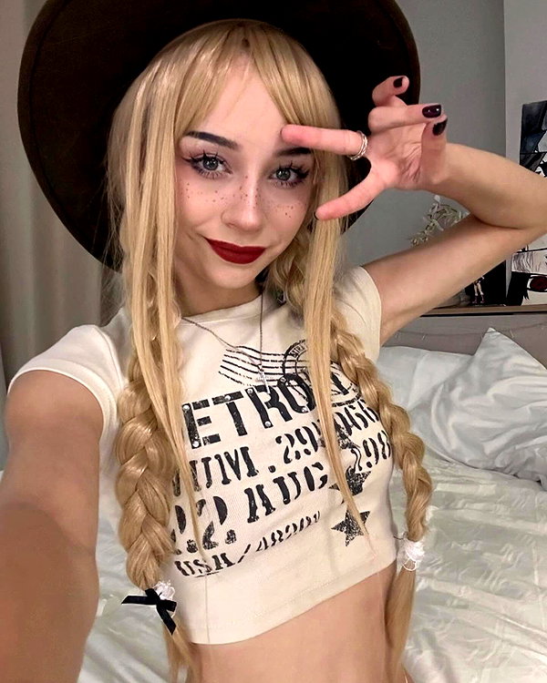 onlyromituly instagram image archive image