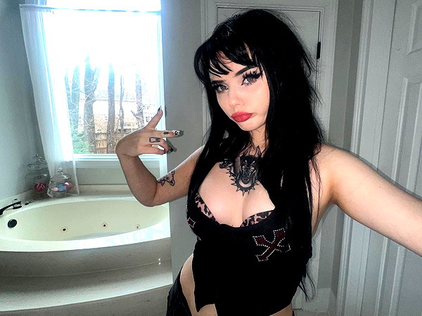 onlyxowie onlyxowie archive image