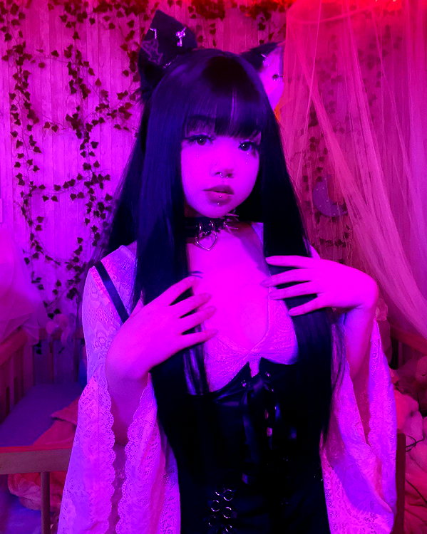 petitekitti instagram image archive image