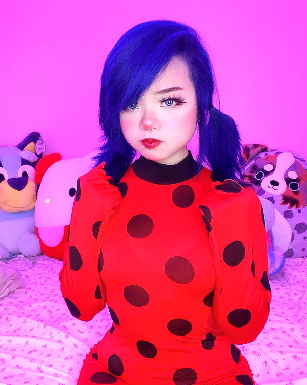 petitekitti instagram image archive image