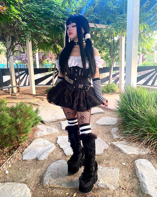 petitekitti instagram image archive image