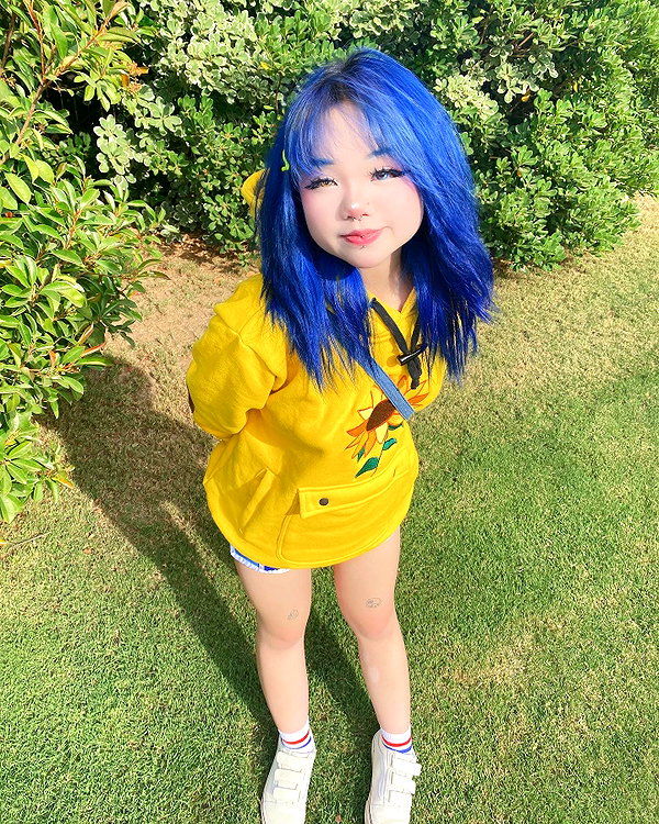 petitekitti instagram image archive image