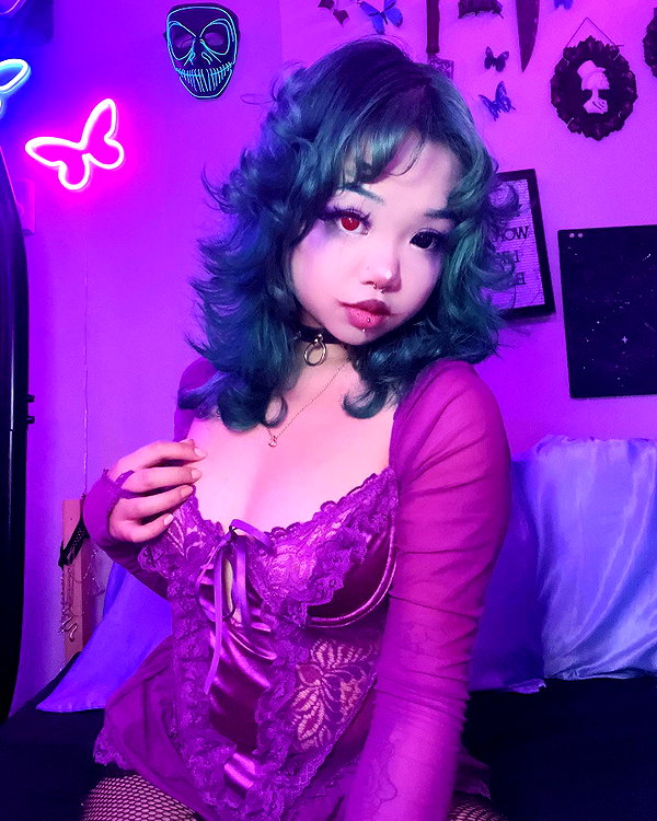 petitekitti instagram image archive image