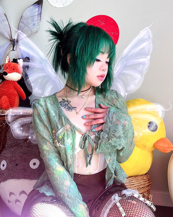 petitekitti instagram image archive image